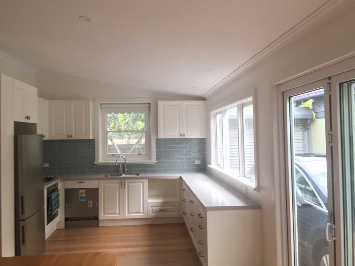 Roslyn Street, Brighton East 6